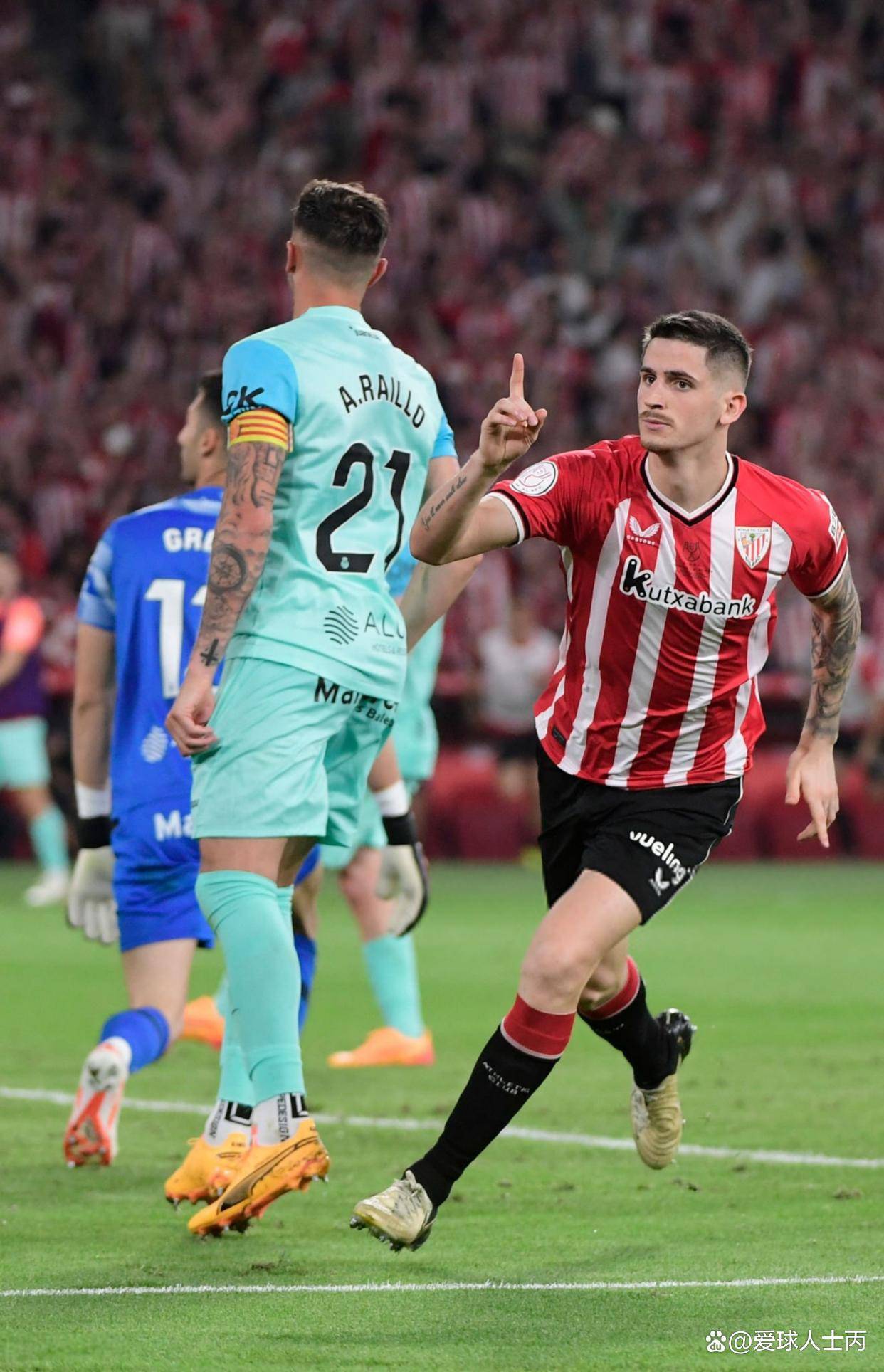 jiuyougame-包含今夜拜仁慕尼黑调整名单以备葡超，调整名单环节打磨，管理层满意，阵容厚度经受考验的词条-jiuyougame